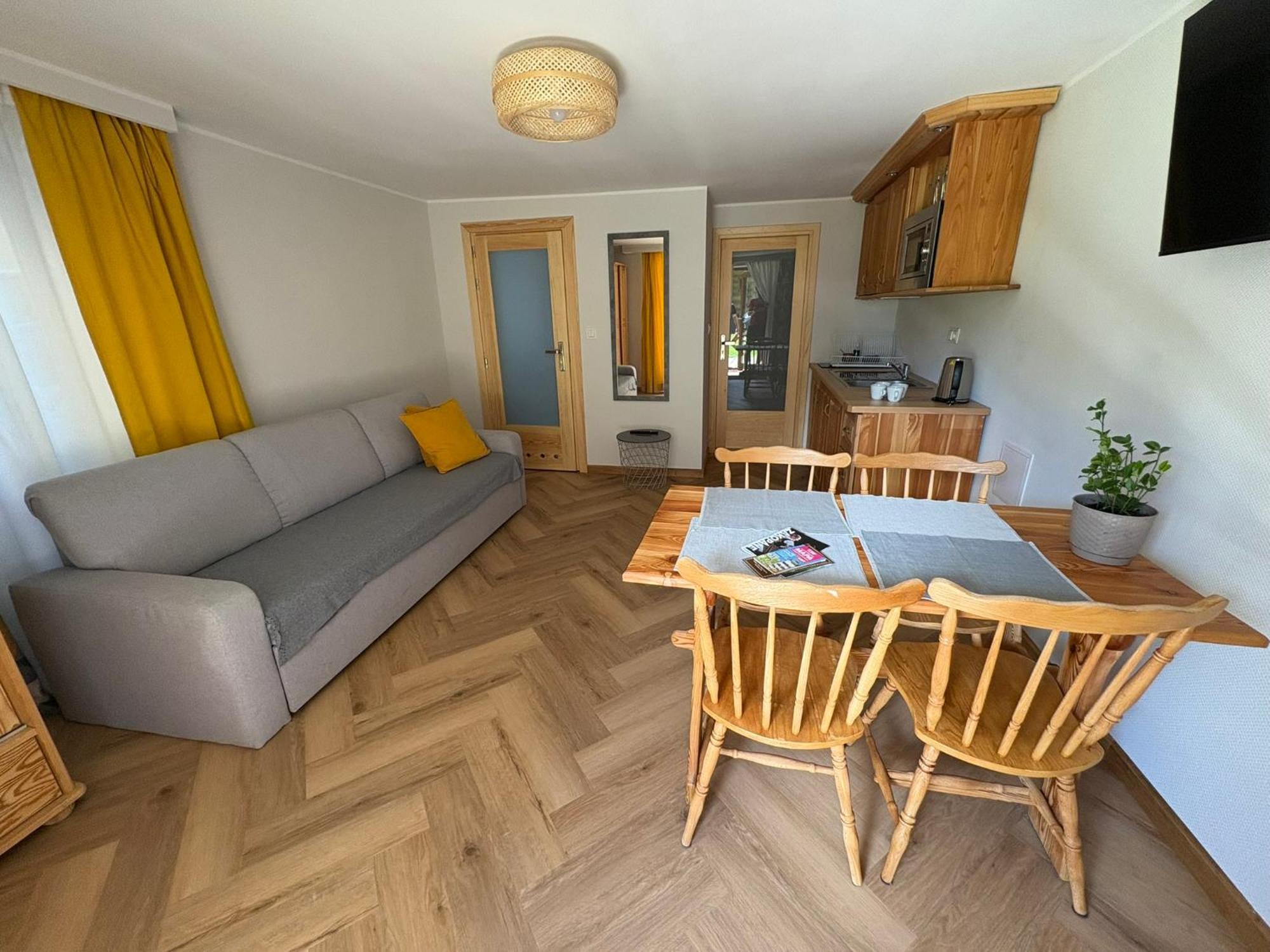One-Bedroom Suite